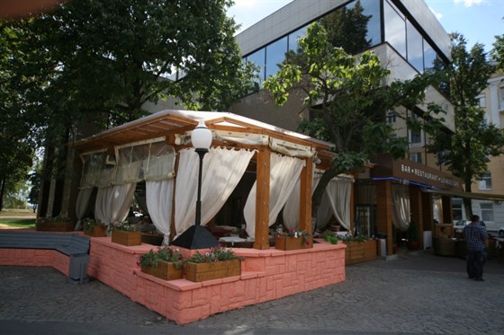 фотоснимок помещения Рестораны Barhat на 4 зала мест Краснодара