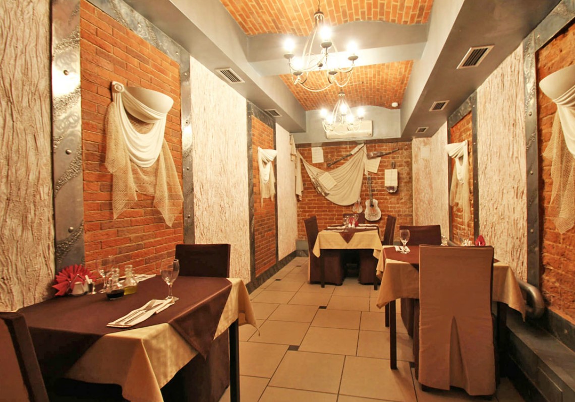 вид зала Рестораны «Итальянский Дворик» – «Третий» на 2 зала мест Краснодара