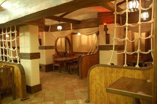 фотоснимок помещения Пивные рестораны Адмирал Бенбоу на 1 зал мест Краснодара