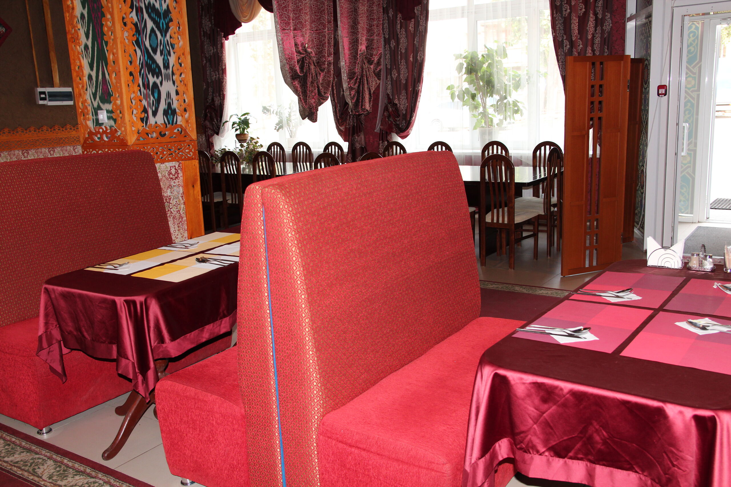 фотка зала для мероприятия Кафе Кафе Рохат  Краснодара